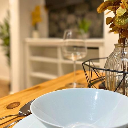 Stunning 1Br - Super Central- Peaceful Area - Lower Ground Apartment Cambridge  Ngoại thất bức ảnh