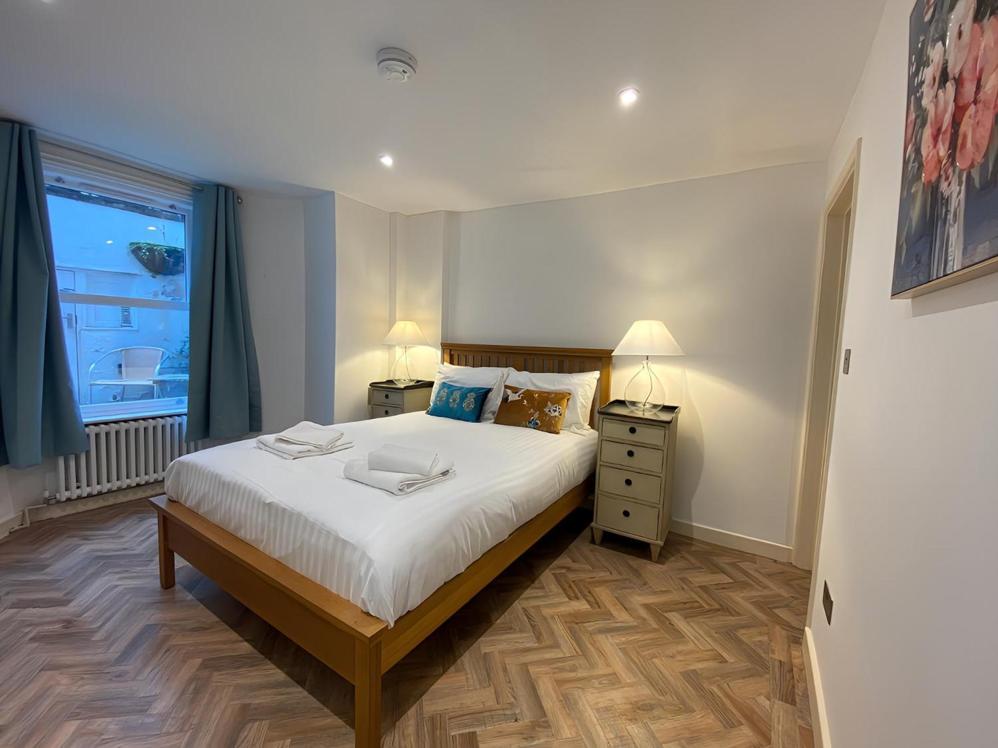 Stunning 1Br - Super Central- Peaceful Area - Lower Ground Apartment Cambridge  Ngoại thất bức ảnh